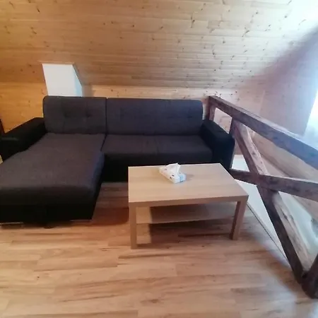 Holiday home Ubytovanie Nad Stiavnicou *